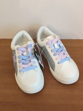 Girls Silver Kaitlyn Sneakers with Pastel Ombre Laces and Silver Glitter 5